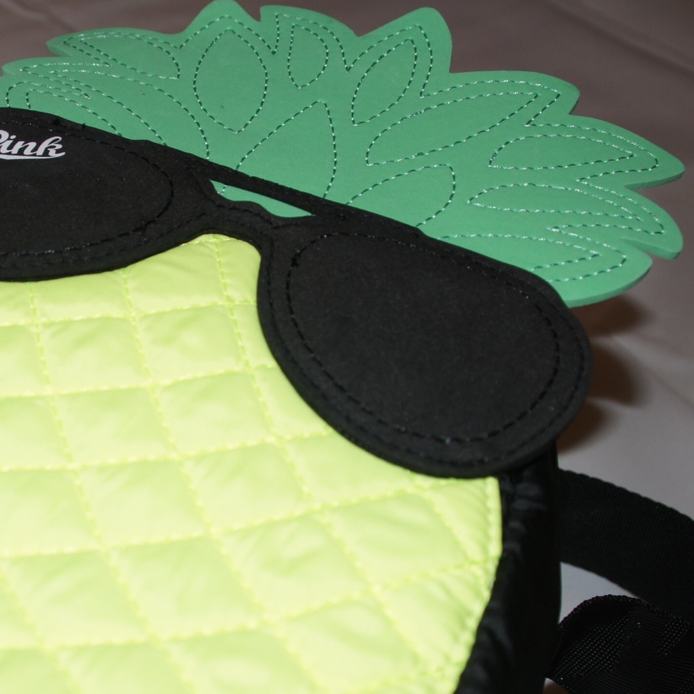 NWT PINK pineapple cooler/lunchbox - Picture 3 of 5